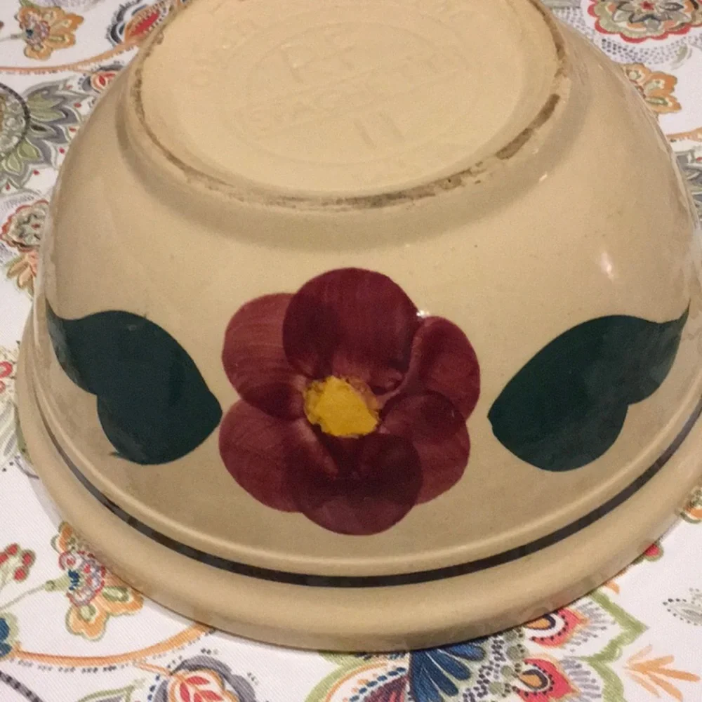 RARE Vintage Watt Pottery RioRose Pansy #11 large mixing bowl